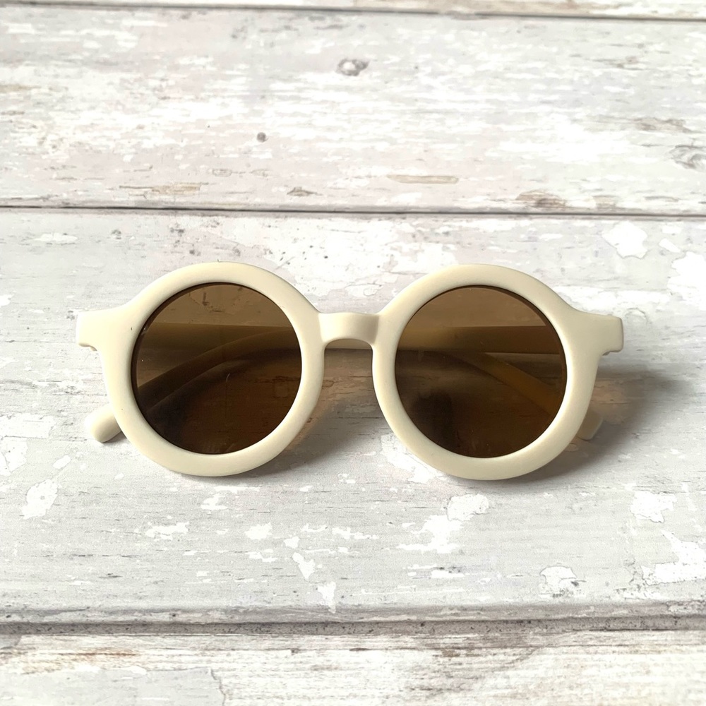 Zara Kids Recycled Plastic Sunglasses Oatmeal Cream White Color Fits 1-6yrs NEW
